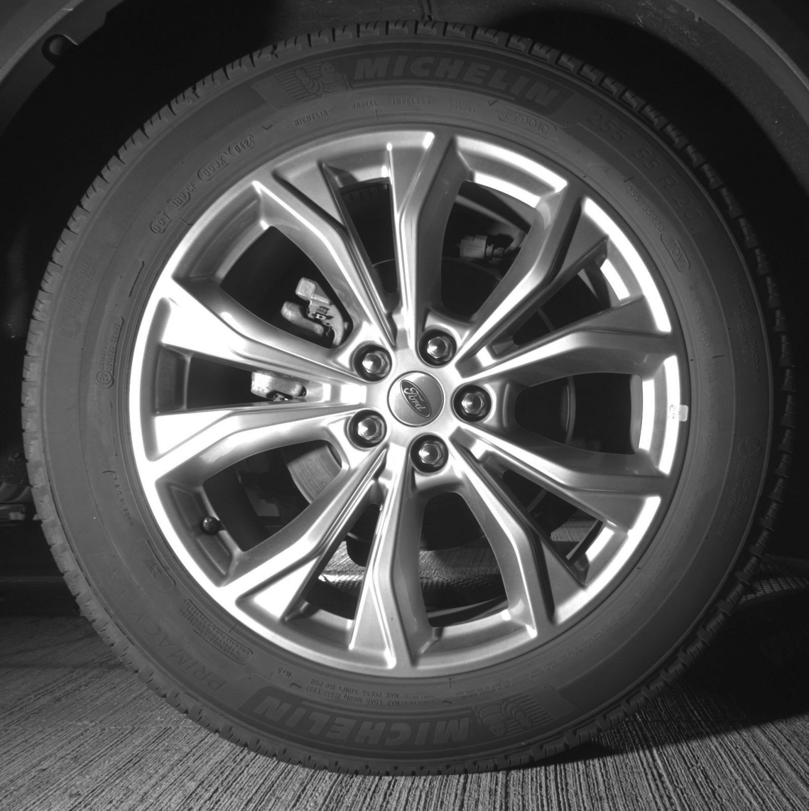 Used 2024 Ford Explorer Limited AWD/4WD image 18