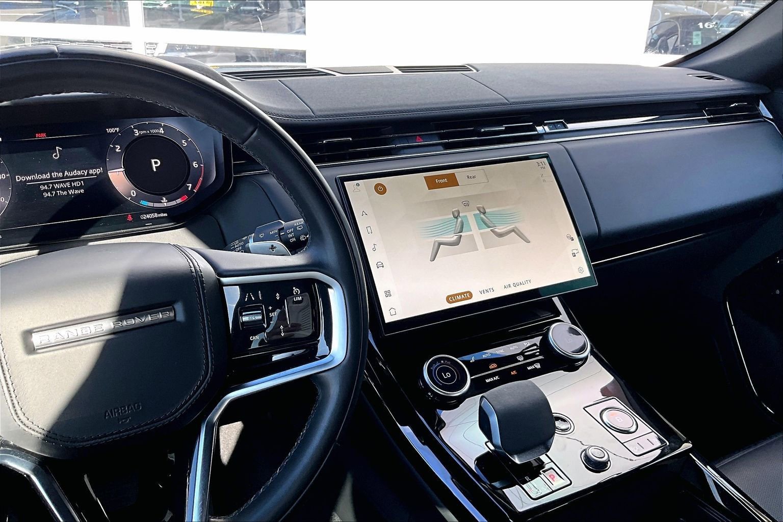 Used 2023 Land Rover Range Rover Sport SE image 6