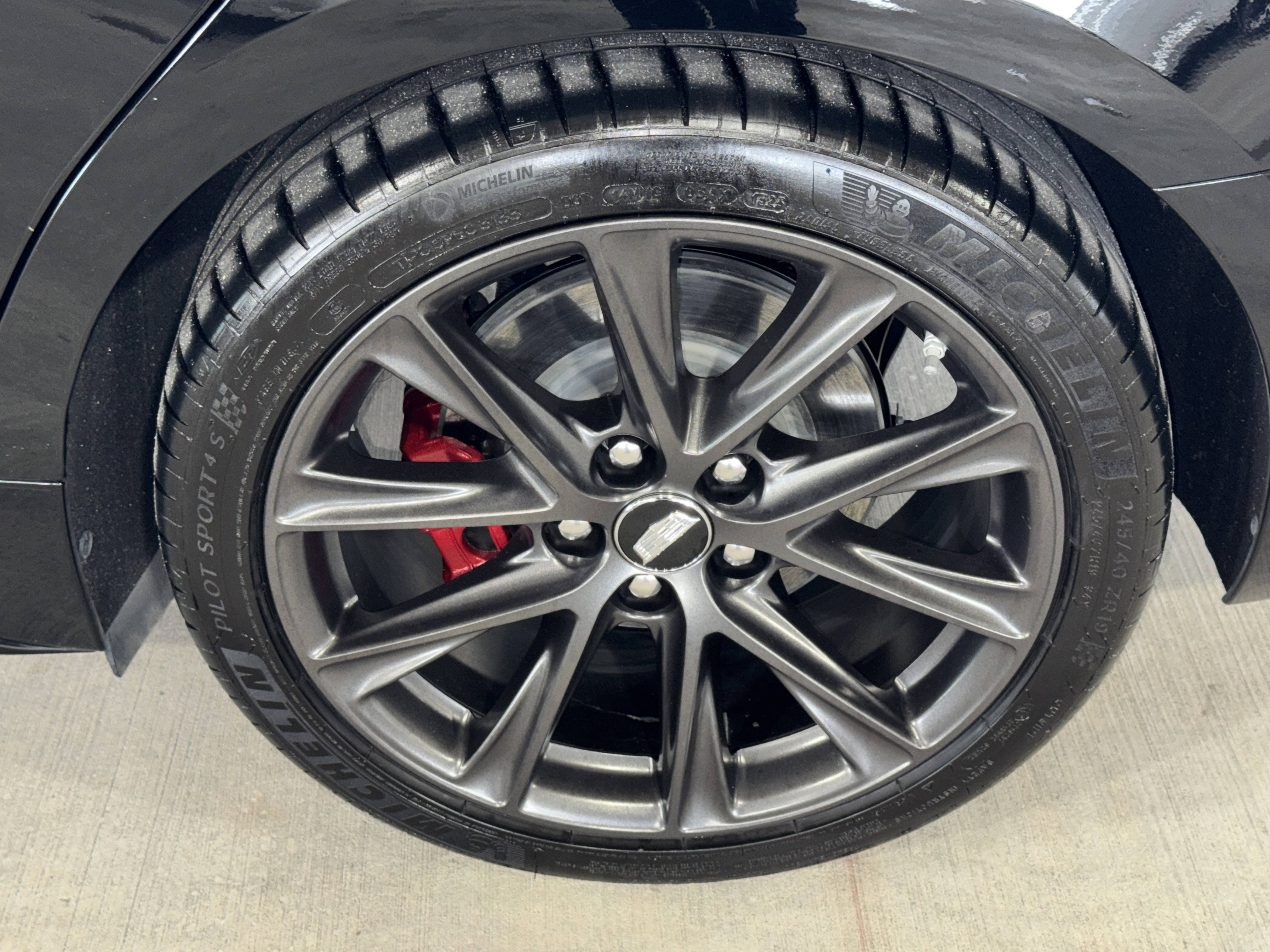 Used 2025 Cadillac CT5 V image 33