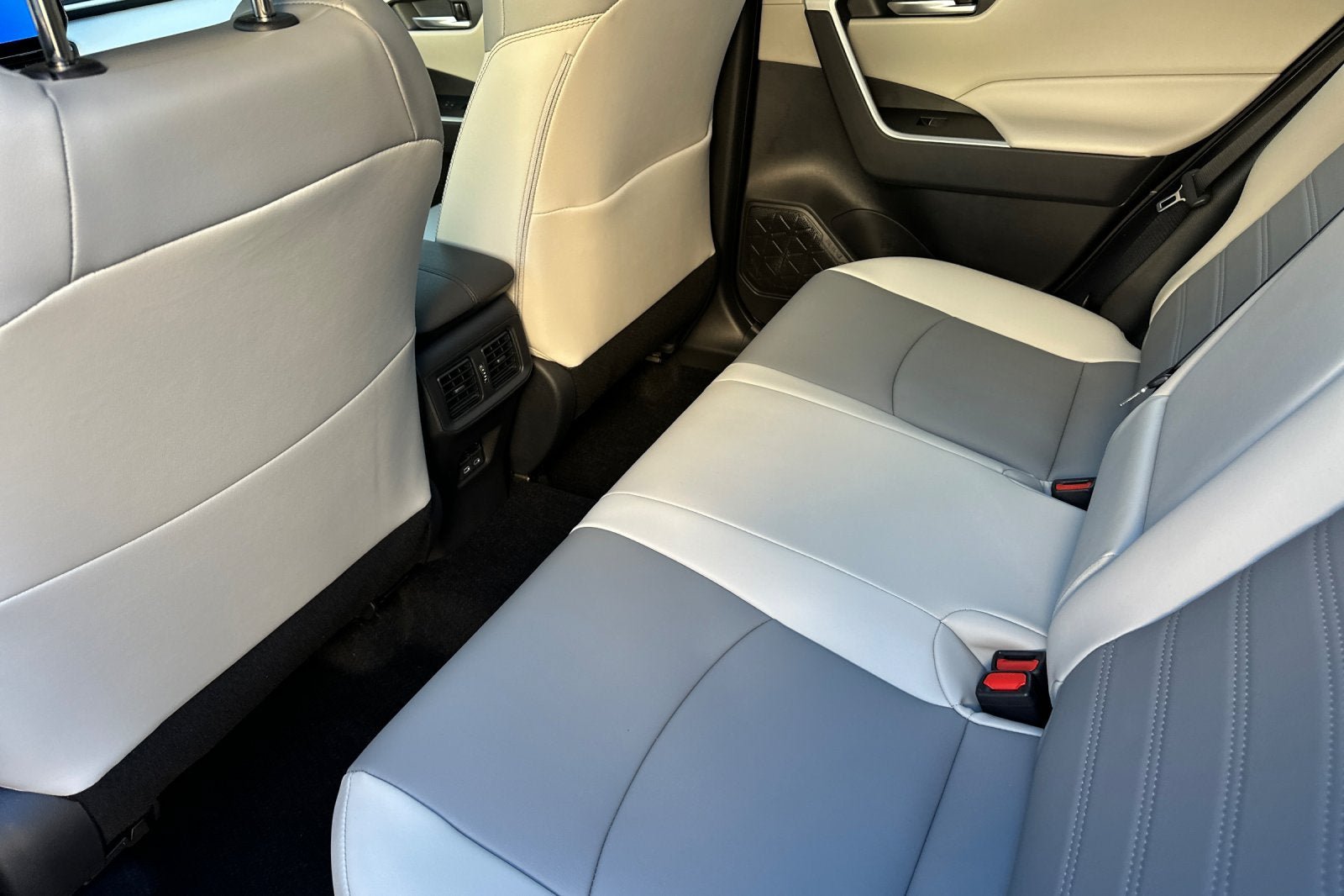 New 2025 Toyota RAV4 XLE Premium FWD image 11