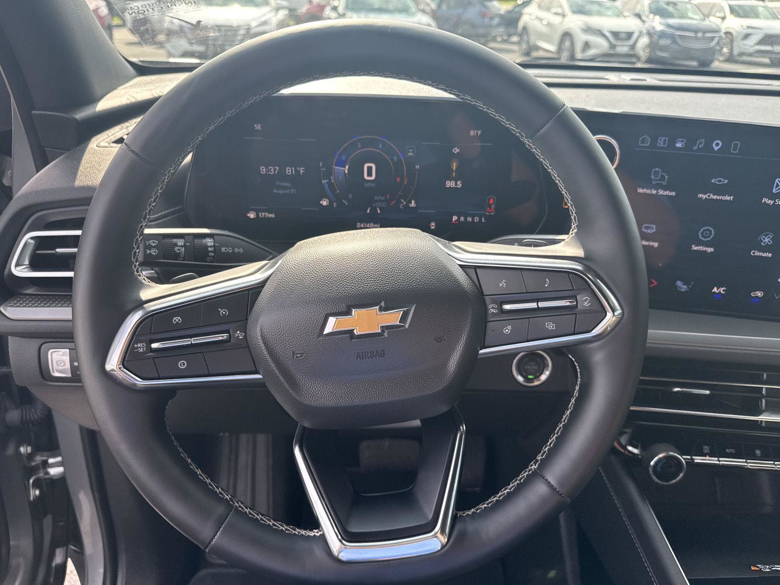 Used 2026 Chevrolet Traverse LT w/ Driver Confidence Package FWD image 20
