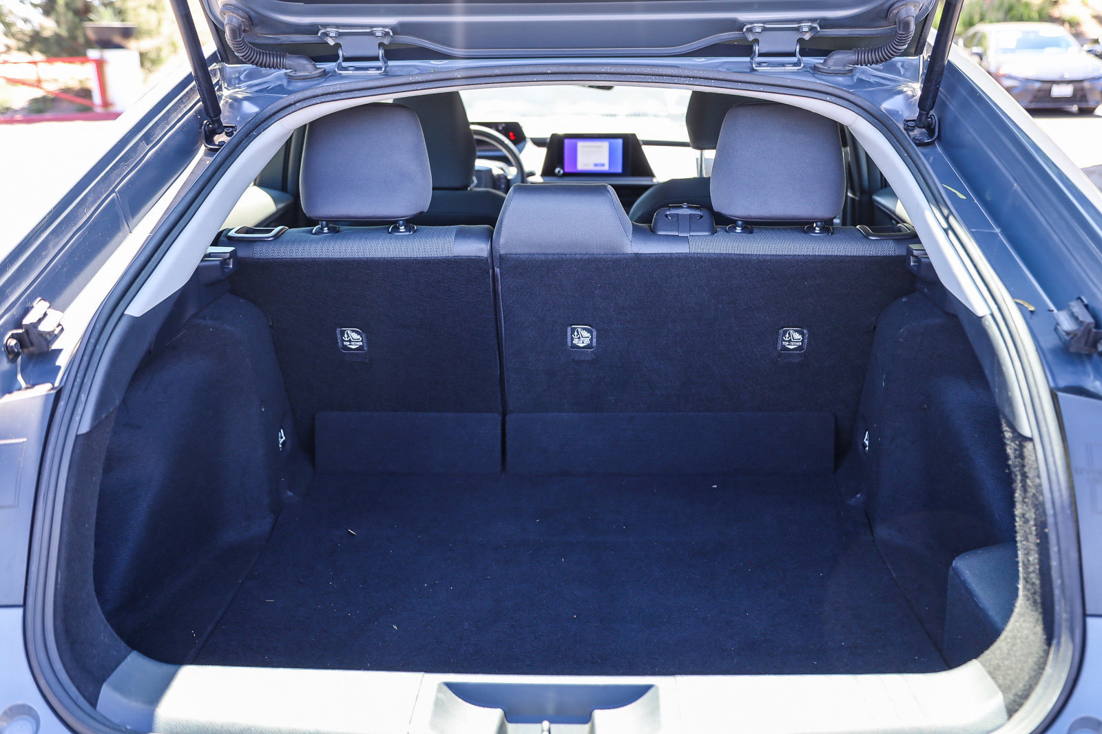Certified 2024 Toyota Prius LE FWD image 26