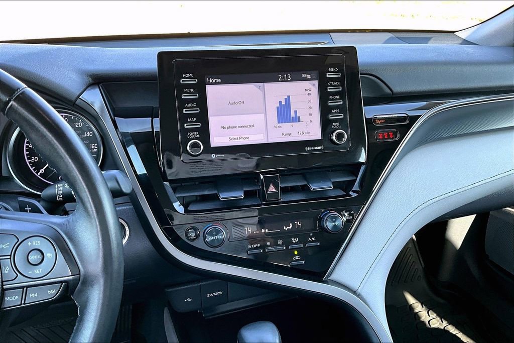 Used 2023 Toyota Camry SE w/ Convenience Package image 6