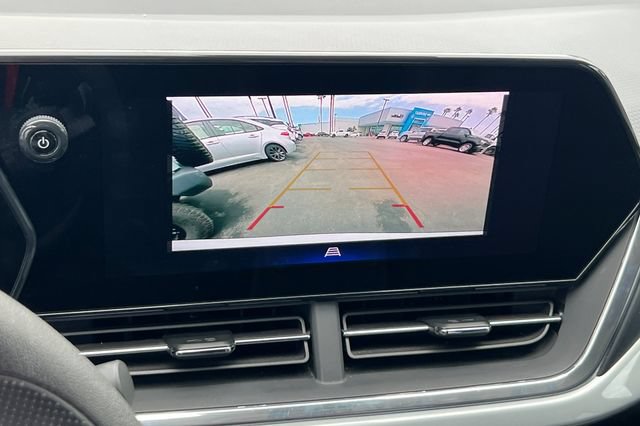 Used 2025 Chevrolet Trax LT FWD image 25