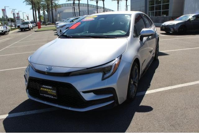 Certified 2026 Toyota Corolla SE FWD image 5