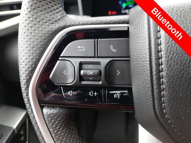 Certified 2025 Toyota Sequoia Platinum image 33