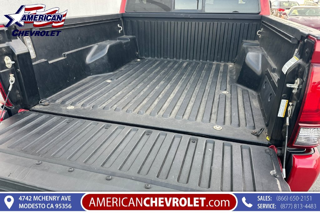 Used 2022 Toyota Tacoma SR AWD/4WD image 18