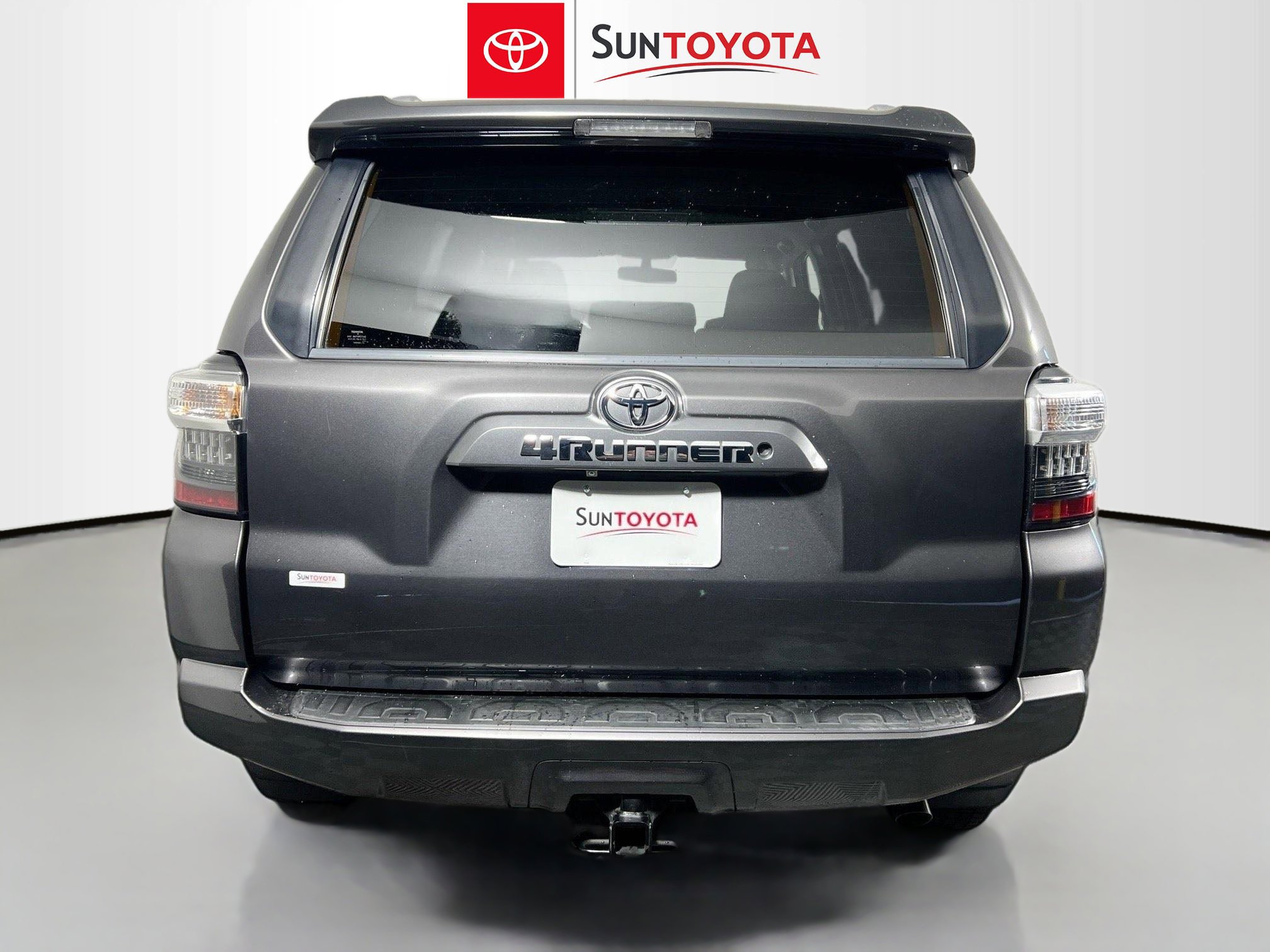 Used 2016 Toyota 4Runner SR5 image 5