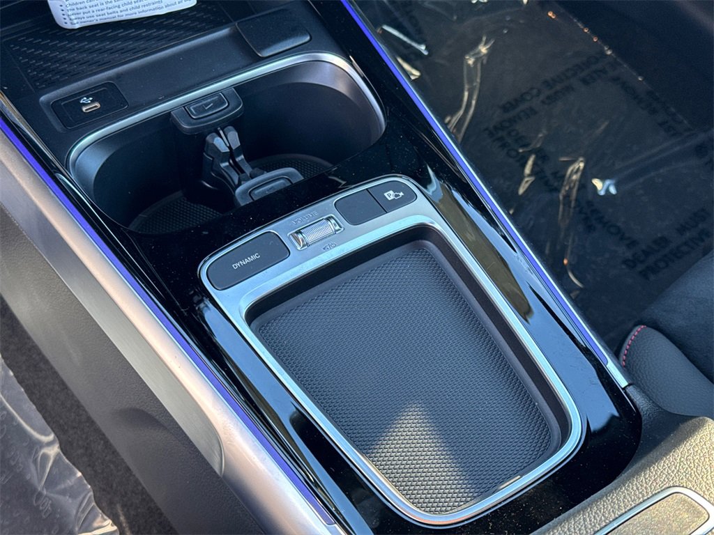 New 2025 Mercedes-Benz GLB 35 AMG 4MATIC image 34