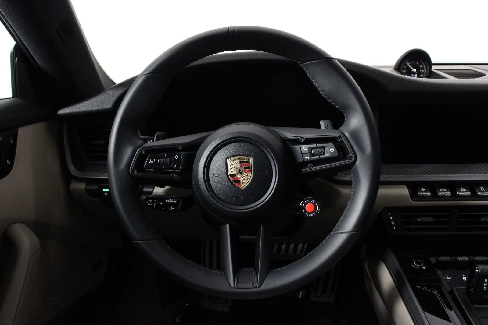 Certified 2025 Porsche 911 Carrera image 12