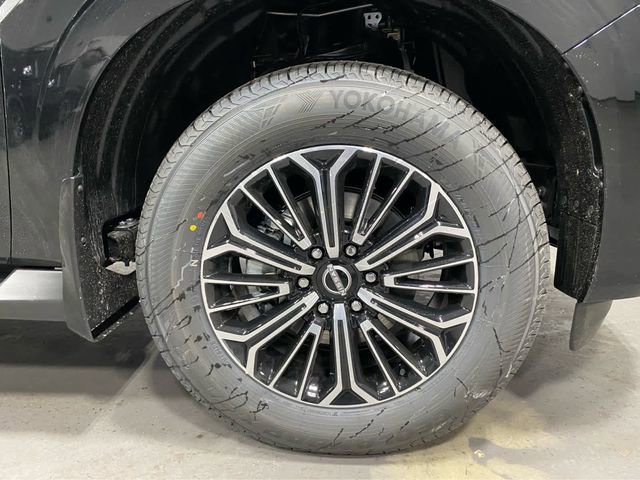 New 2025 Nissan Armada SL w/ Captain's Chari Seat Package AWD/4WD image 14