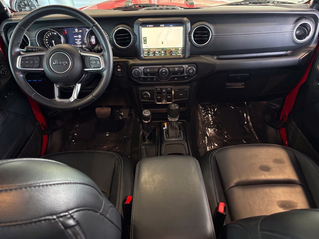 Used 2022 Jeep Wrangler Unlimited Sahara AWD/4WD image 27
