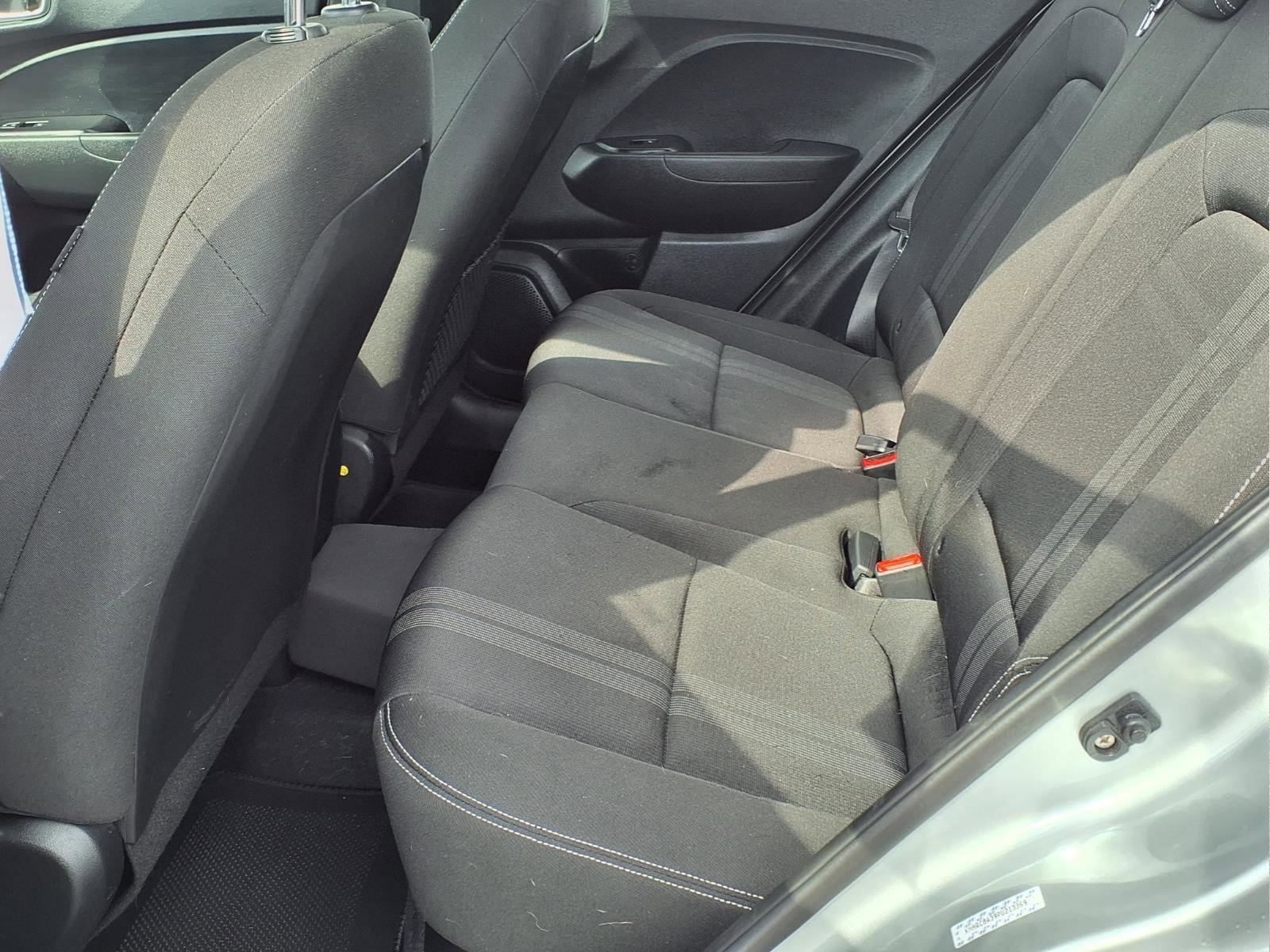 Used 2023 Hyundai Venue SEL w/ Cargo Package image 11