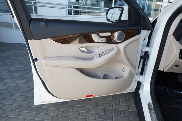 Used 2017 Mercedes-Benz GLC 300 GLC 300 image 14