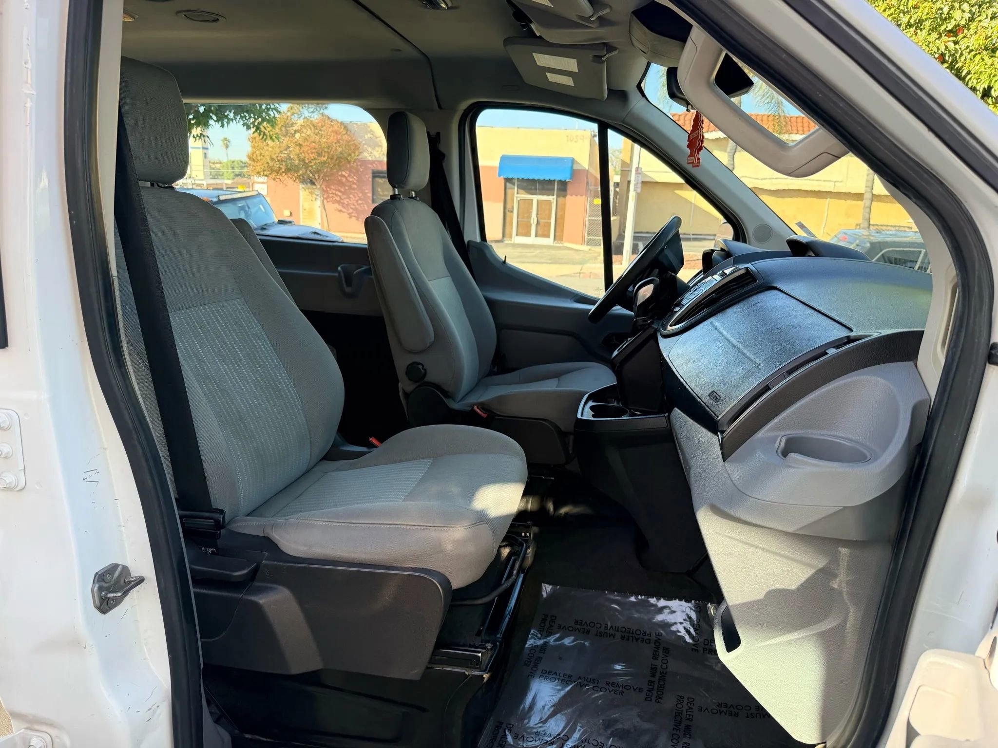 Used 2015 Ford Transit 350 XLT RWD image 16