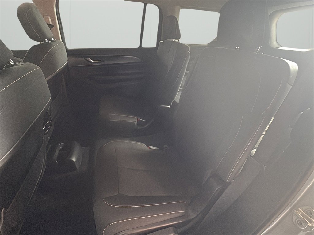 Used 2024 Jeep Grand Cherokee L Laredo image 17