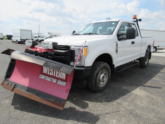 Used 2017 Ford F250 XL AWD/4WD image 7