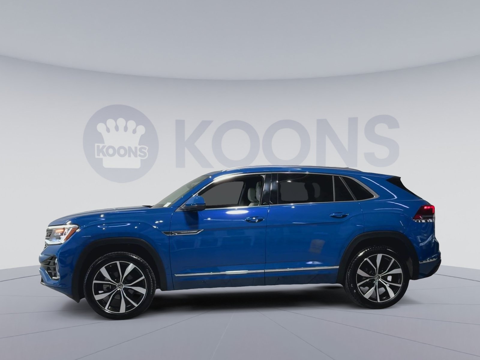 Used 2025 Volkswagen Atlas Cross Sport SEL Premium R-Line AWD/4WD image 7