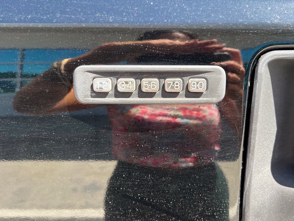 Used 2007 Ford F250 Lariat AWD/4WD image 7