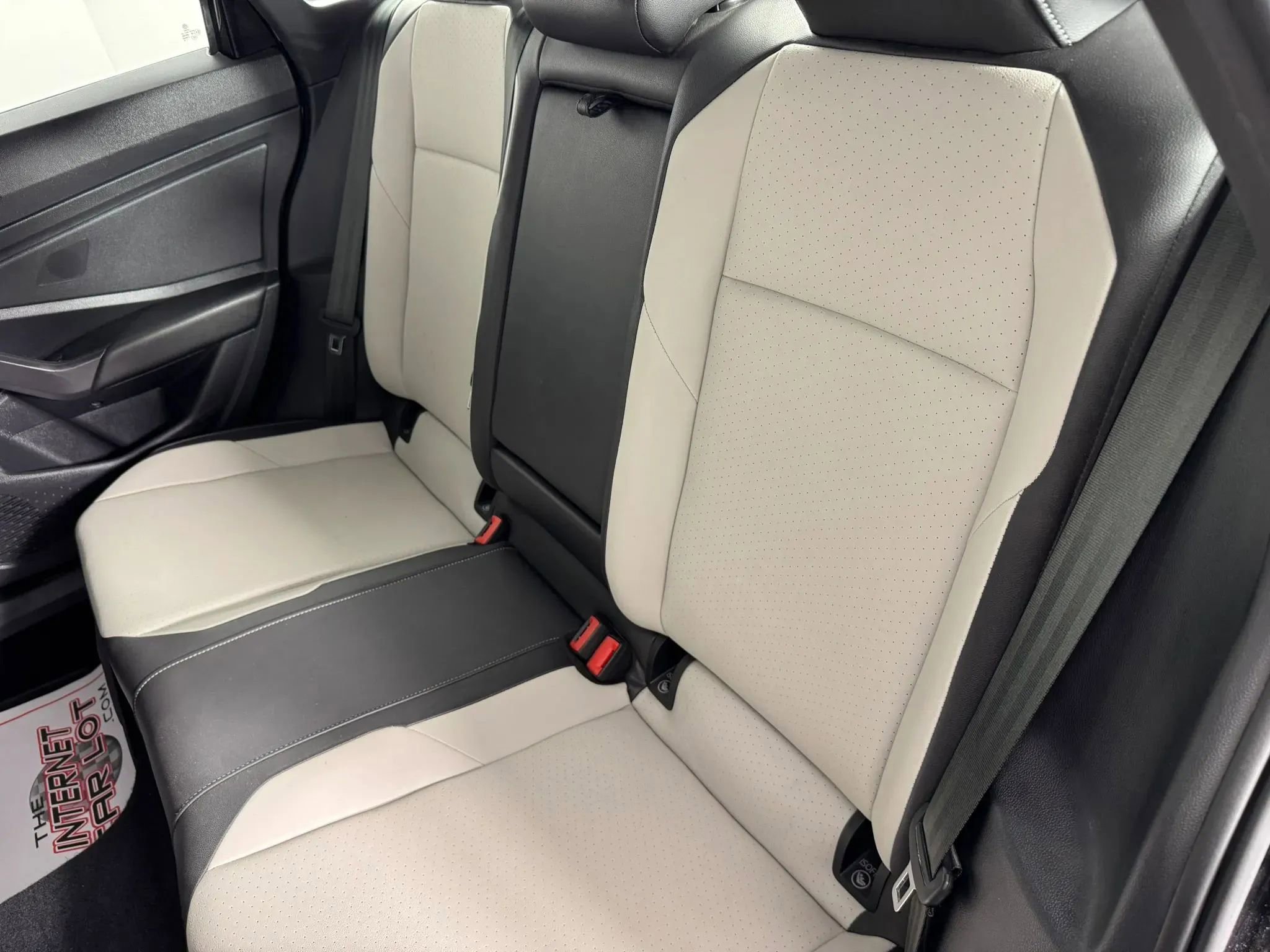 Used 2020 Volkswagen Jetta R-Line FWD image 34
