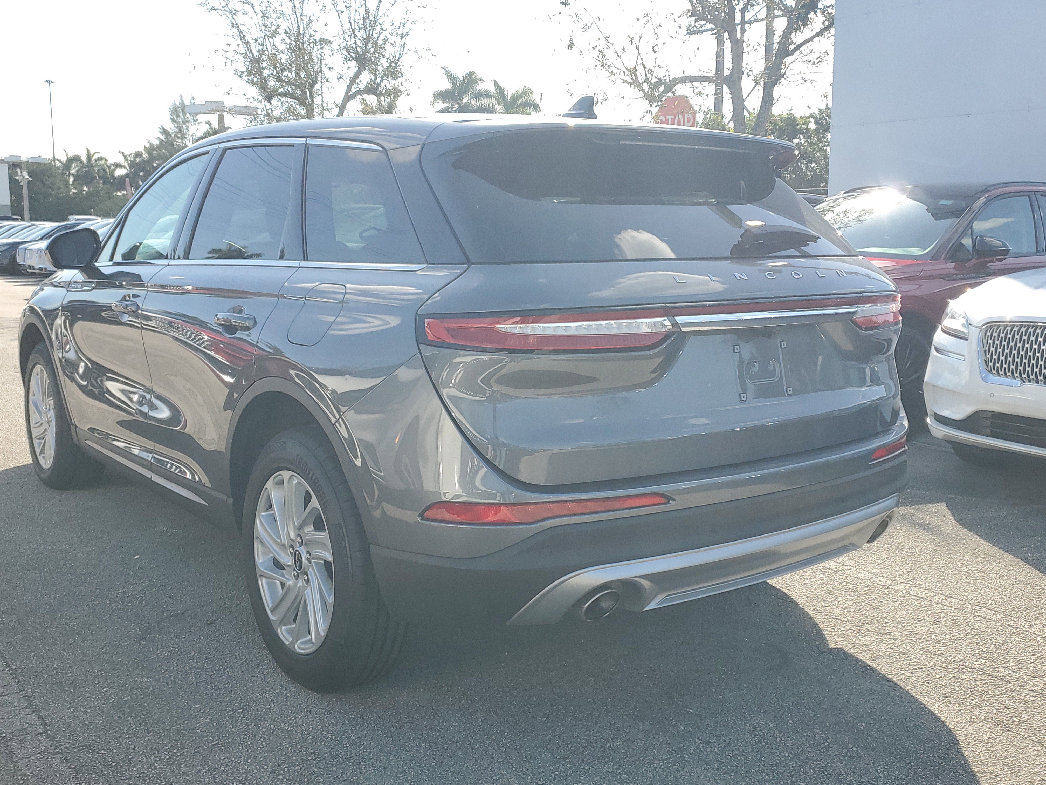 Certified 2024 Lincoln Corsair FWD image 4