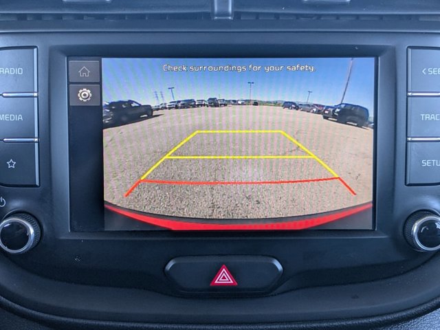 Used 2023 Kia Soul LX image 13