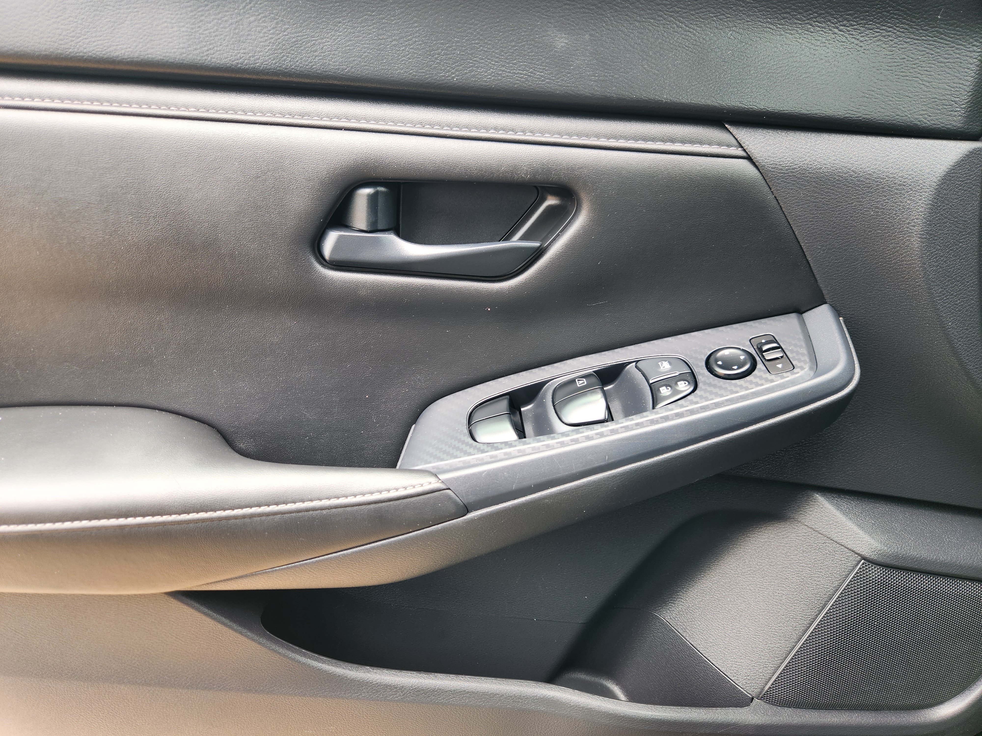 Used 2024 Nissan Sentra S FWD image 23