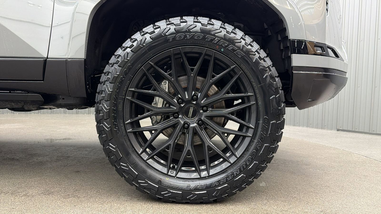 Used 2026 Lexus GX 550 w/ Accessory Package (2T) image 10