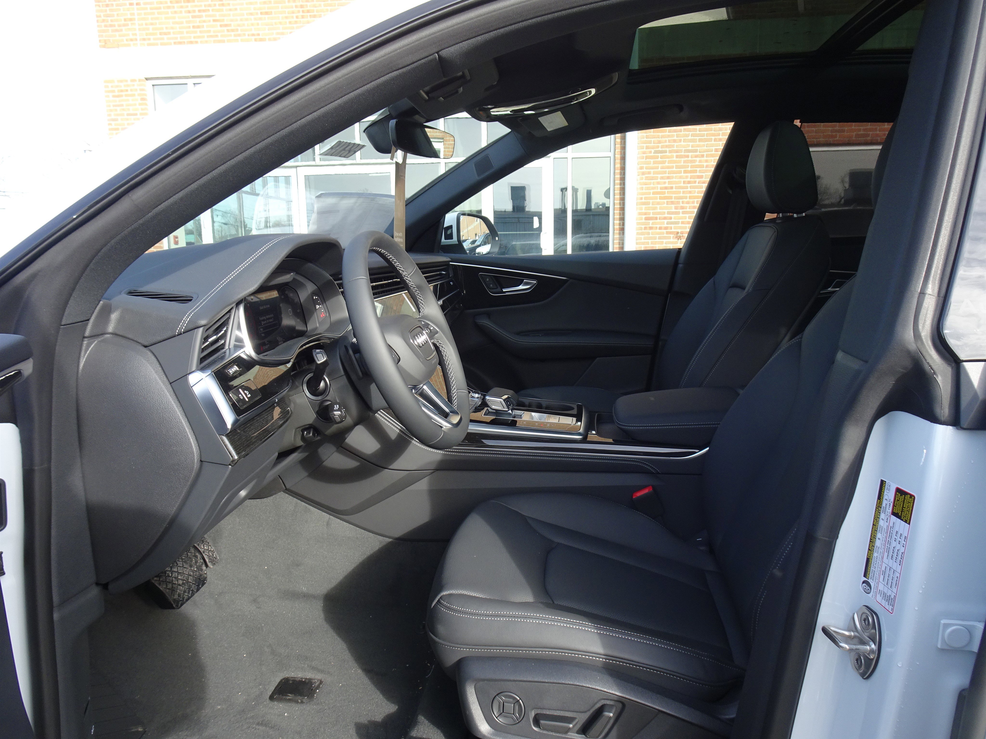 New 2026 Audi Q8 Premium Plus image 4