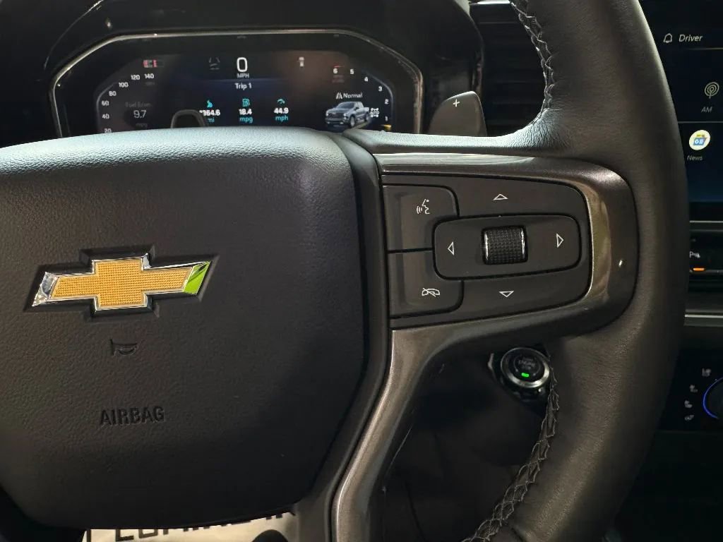 Used 2024 Chevrolet Silverado 1500 High Country w/ Technology Package image 15