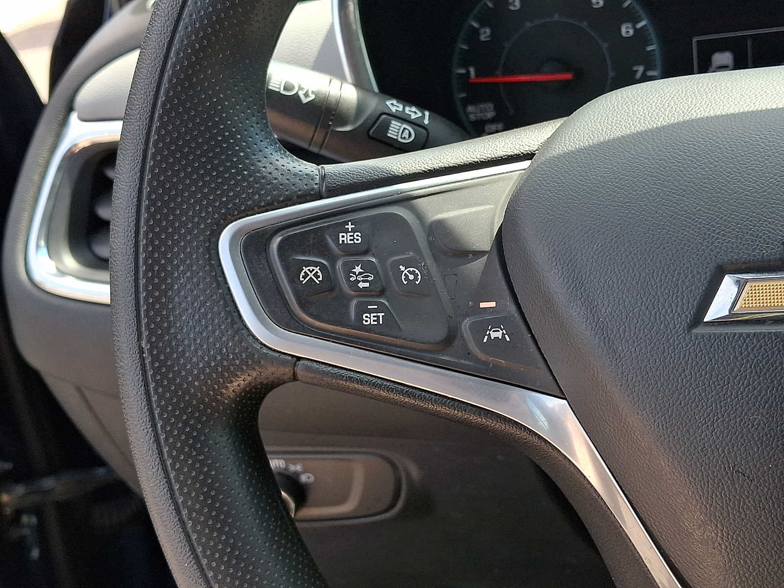 Used 2023 Chevrolet Equinox LS w/ LPO, Floor Liner Package FWD image 19