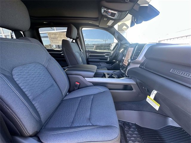 New 2026 RAM 1500 4x4 Crew Cab image 35