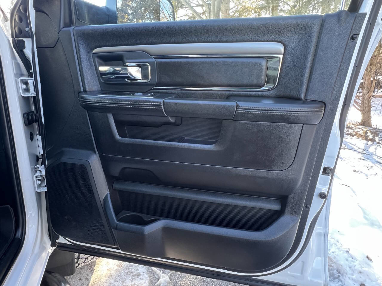 Used 2018 RAM 3500 Laramie w/ Sport Appearance Group image 21