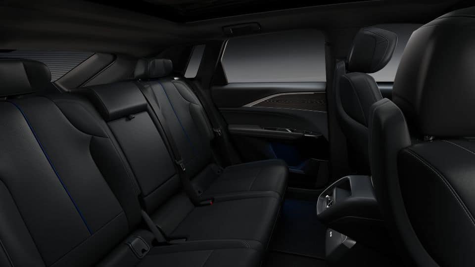 New 2025 Cadillac Lyriq Sport AWD/4WD image 33