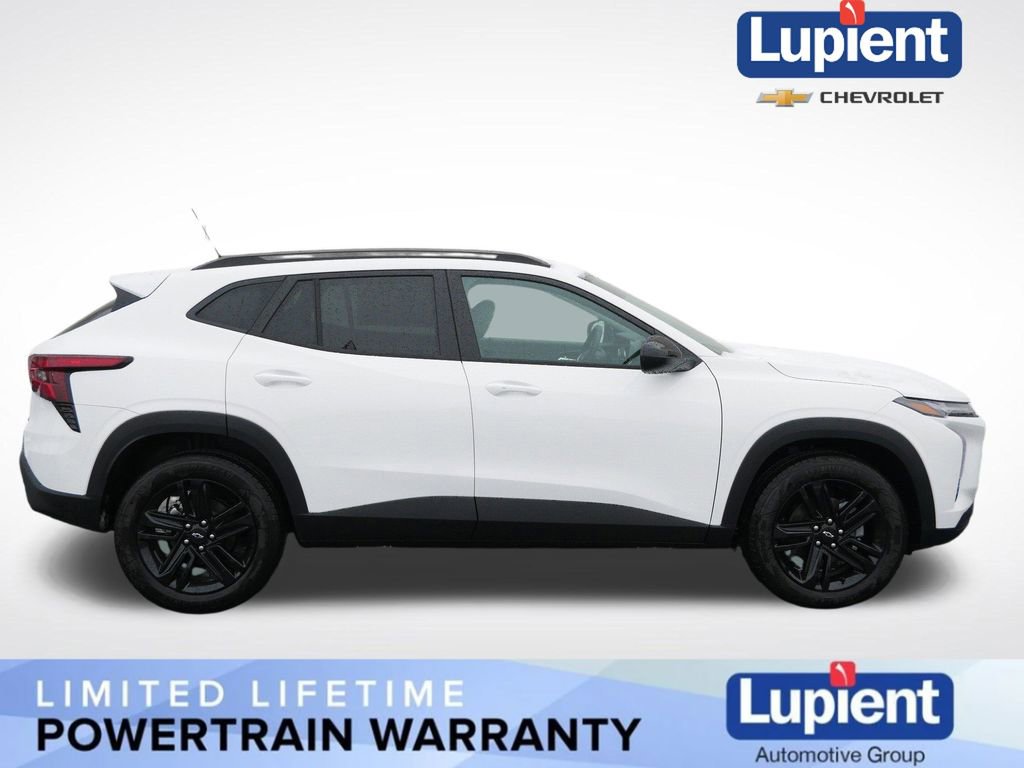 New 2026 Chevrolet Trax ACTIV w/ Sunroof Package image 2