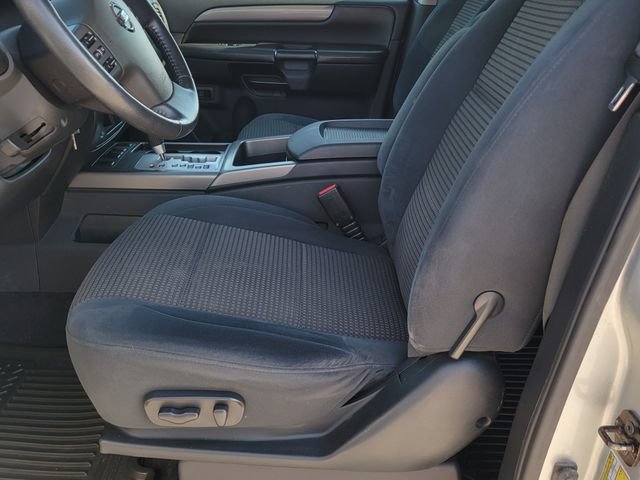 Used 2010 Nissan Armada SE AWD/4WD image 6