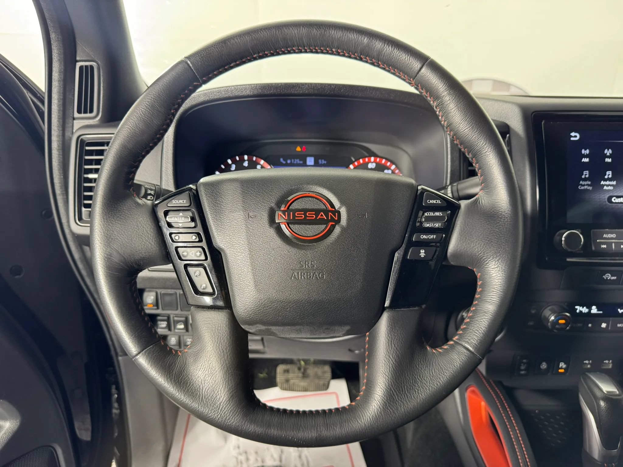 Used 2024 Nissan Frontier PRO-4X w/ Pro Premium Package AWD/4WD image 13