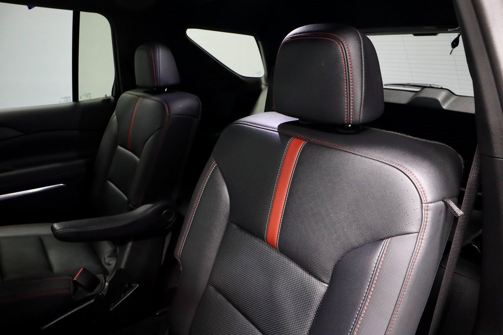 Used 2024 Chevrolet Traverse RS w/ LPO, Floor Liner Package image 23