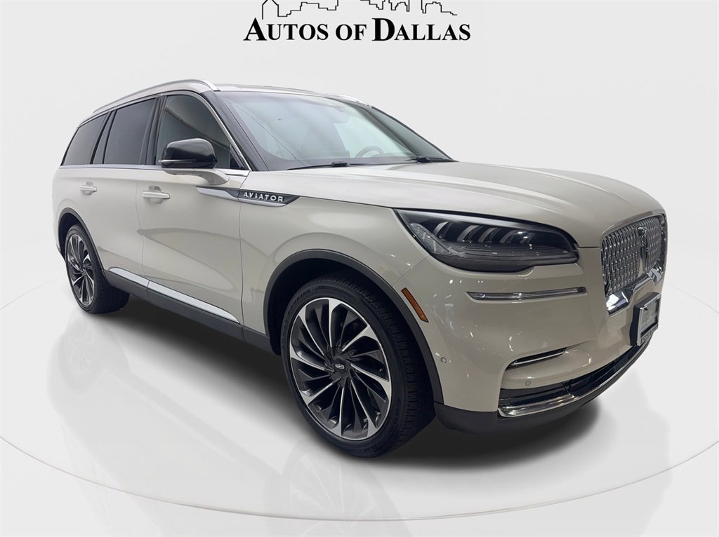 Used 2022 Lincoln Aviator Reserve w/ Equipment Group 201A image 4