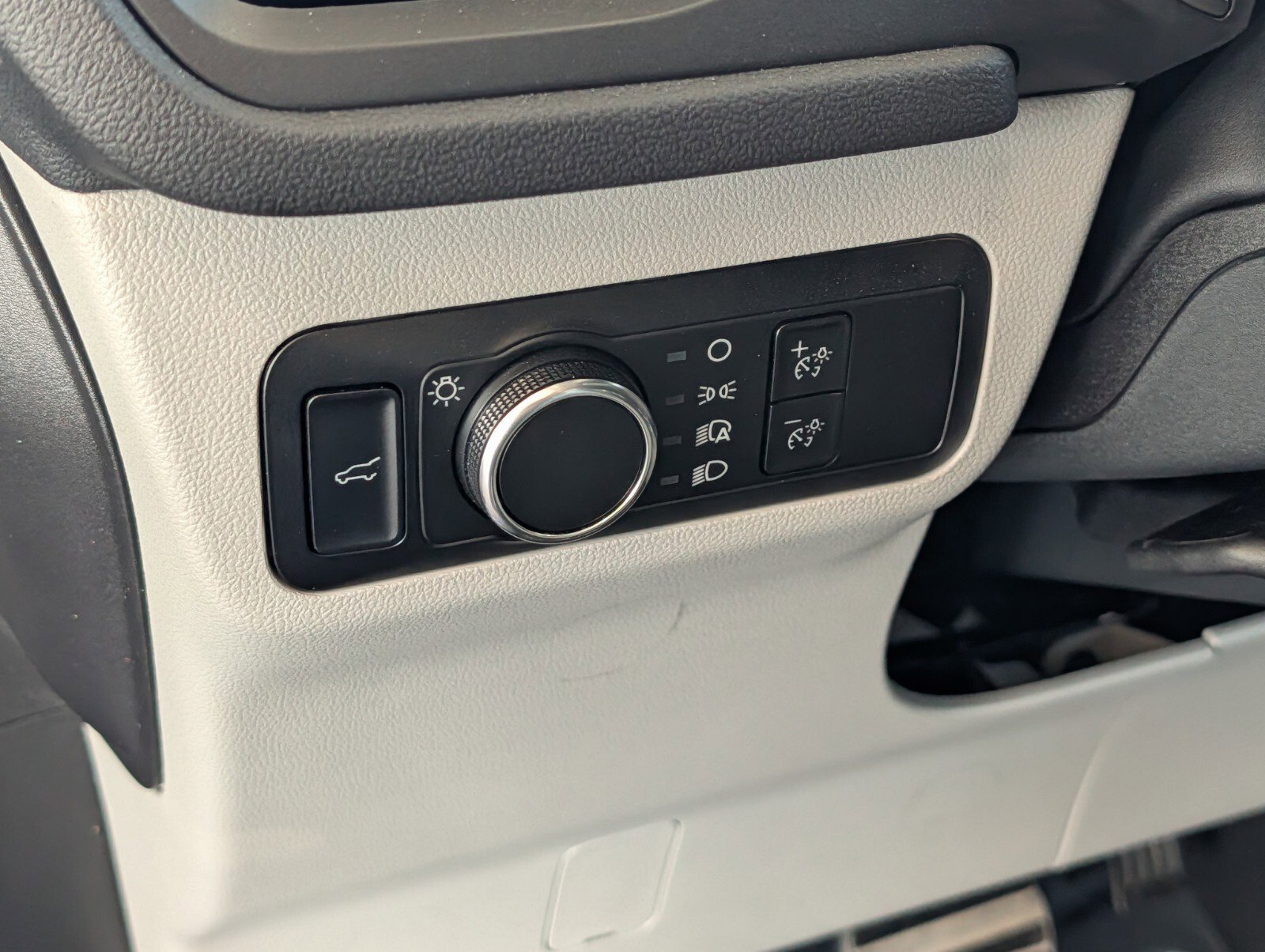 Used 2023 Ford Escape Active image 16