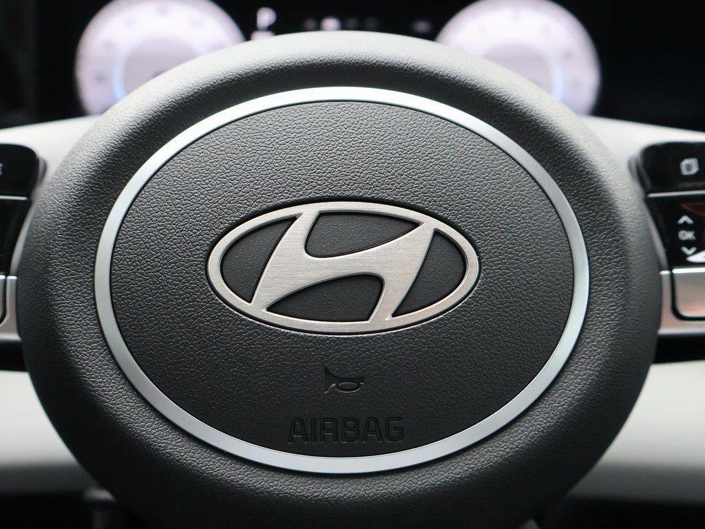 New 2026 Hyundai Elantra Limited image 29