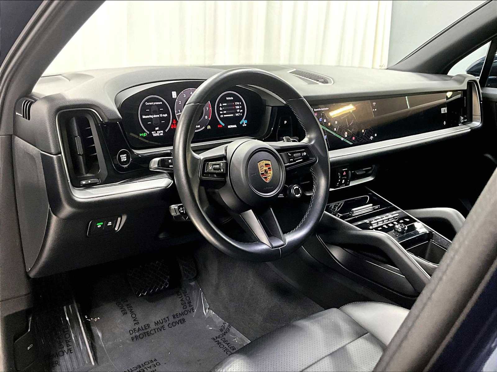 Used 2024 Porsche Cayenne image 7