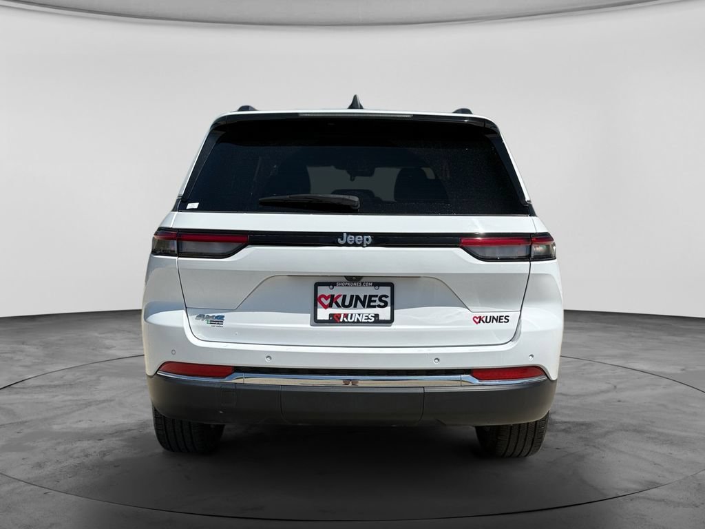 Used 2024 Jeep Grand Cherokee Limited 4xe AWD/4WD image 8