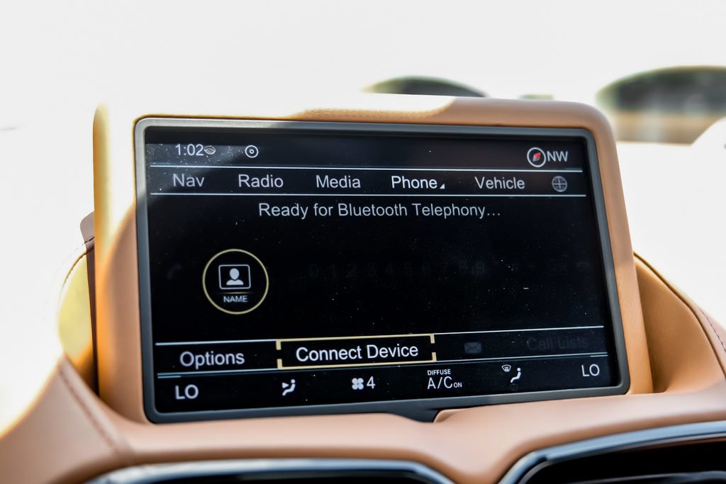 Used 2020 Aston Martin V8 Vantage Coupe RWD image 27