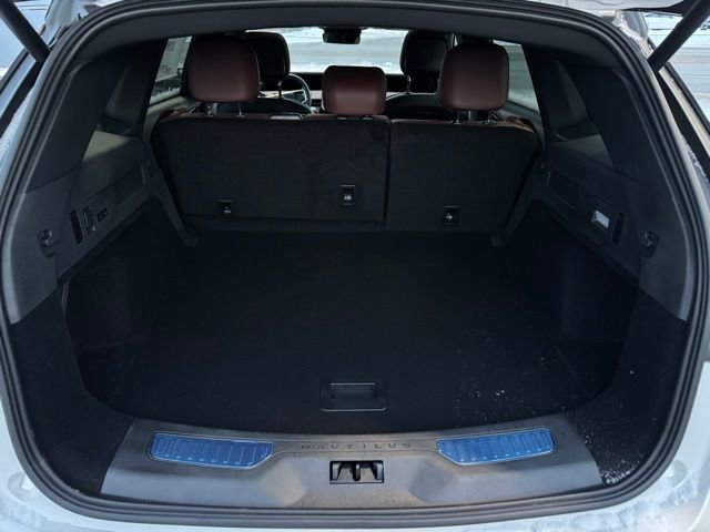 New 2026 Lincoln Nautilus Reserve w/ Jet Appearance Package image 10