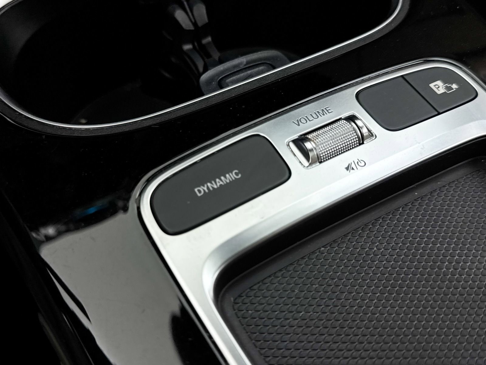 Used 2024 Mercedes-Benz CLA 250 4MATIC image 10