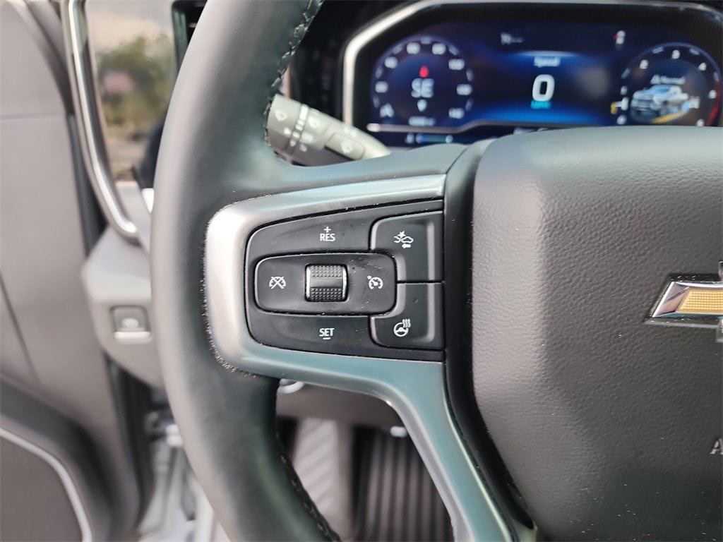 Used 2025 Chevrolet Silverado 3500 LT AWD/4WD image 26