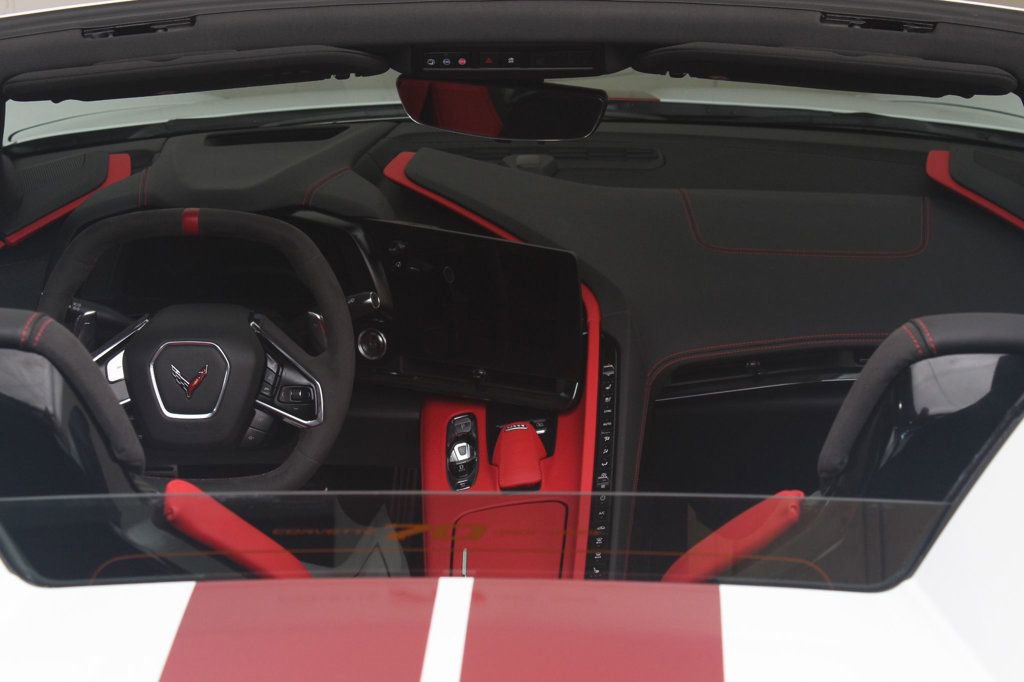 Used 2023 Chevrolet Corvette Stingray Preferred Conv w/ Z51 Performance Package image 7