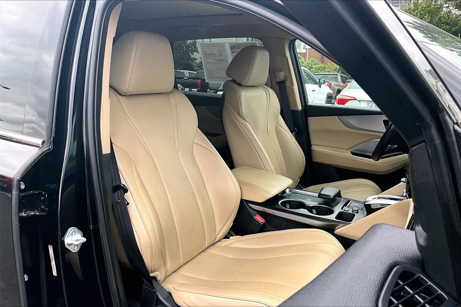 Used 2023 Acura MDX SH-AWD image 7