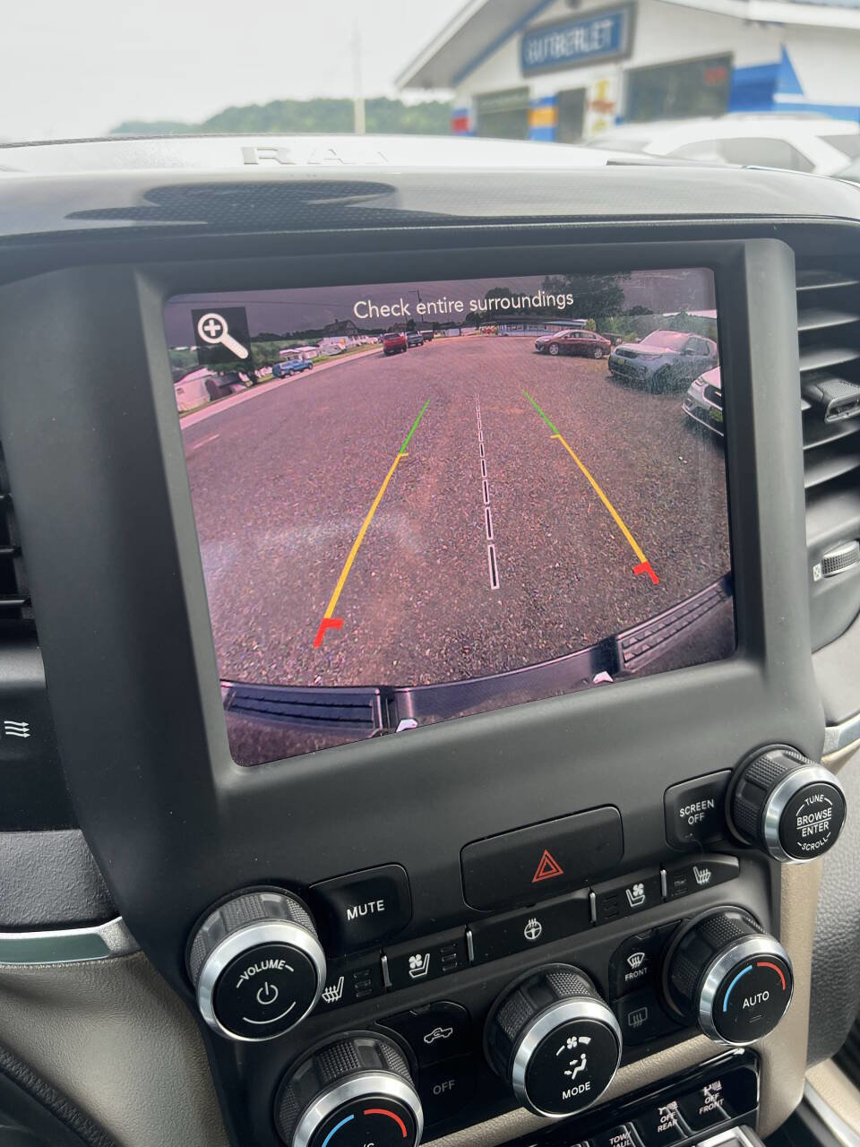 Used 2019 RAM 1500 Laramie w/ Sport Appearance Package image 17